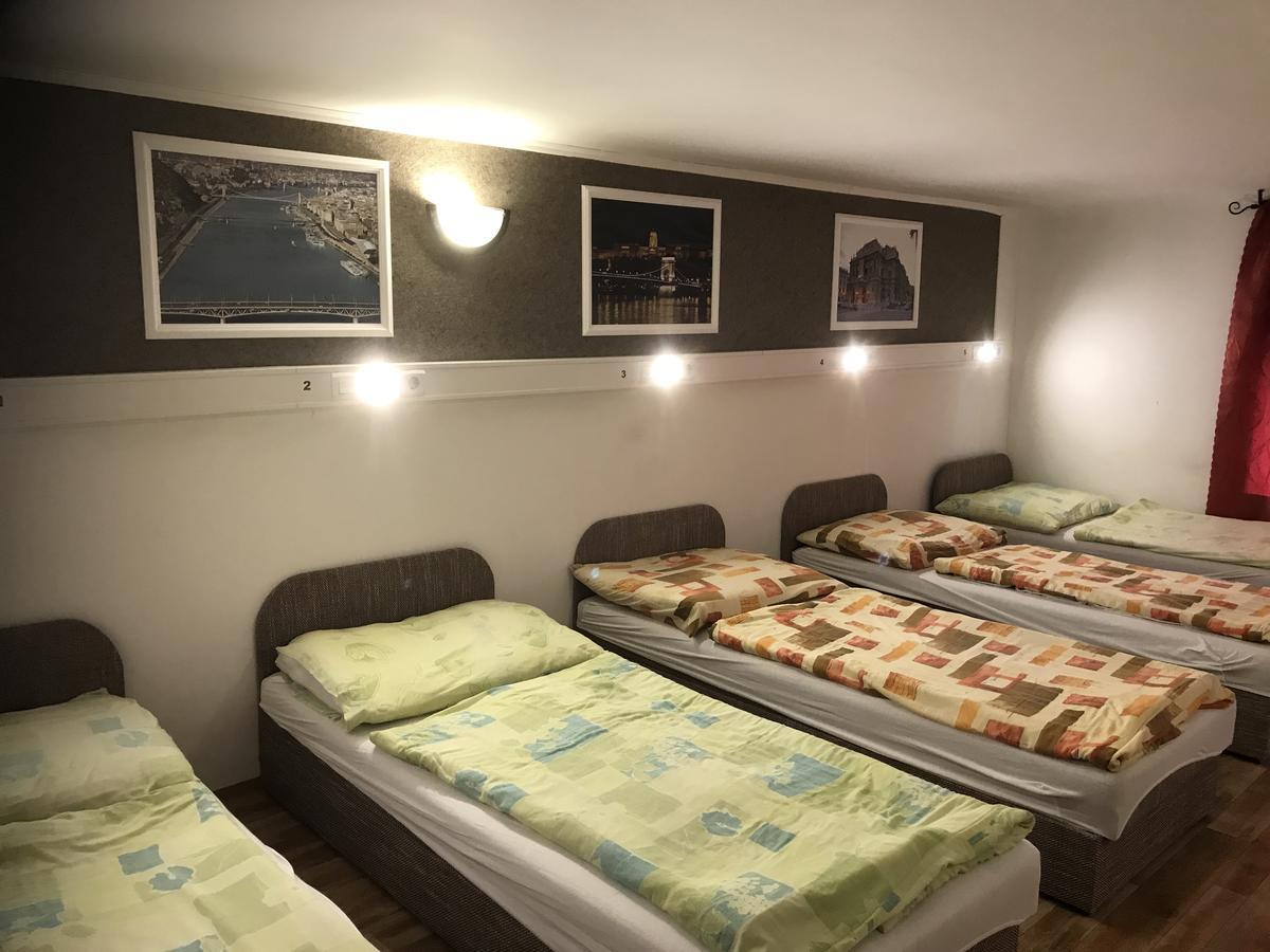 Opera Hostel Budapest Extérieur photo