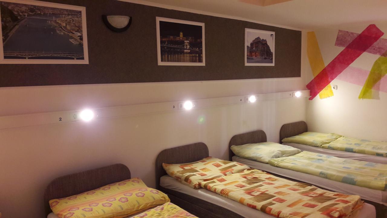 Opera Hostel Budapest Extérieur photo