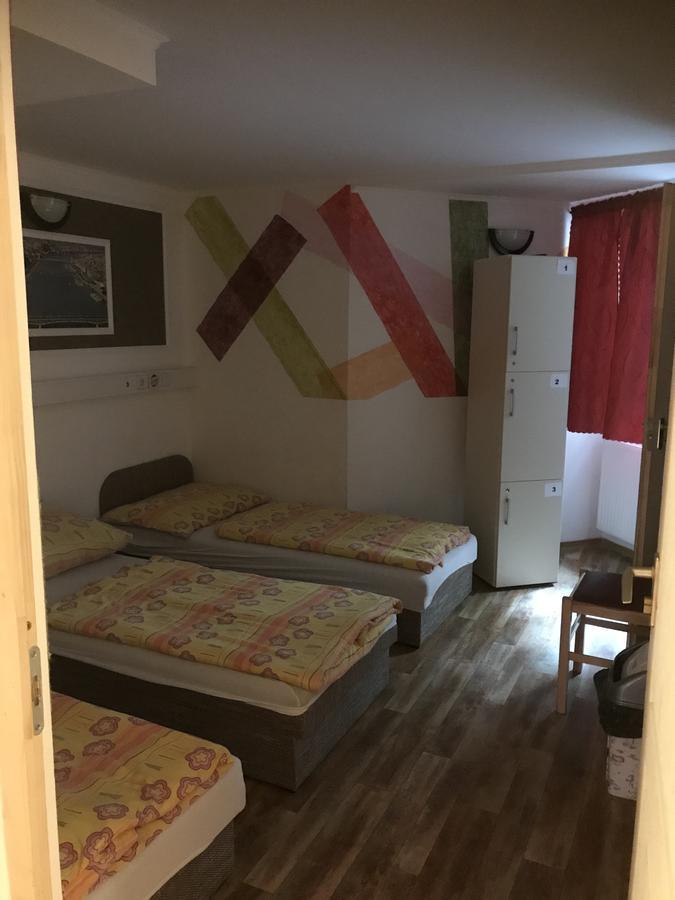 Opera Hostel Budapest Extérieur photo