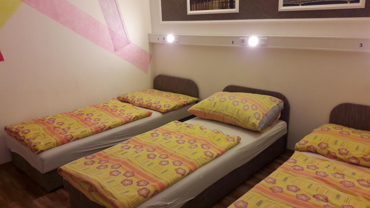 Opera Hostel Budapest Extérieur photo