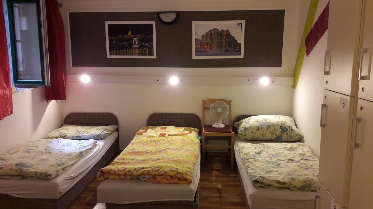 Opera Hostel Budapest Extérieur photo