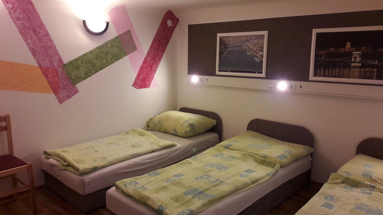 Opera Hostel Budapest Extérieur photo