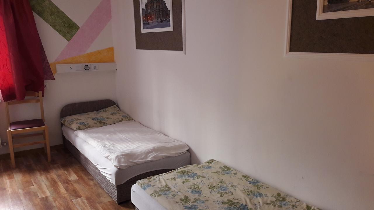 Opera Hostel Budapest Extérieur photo